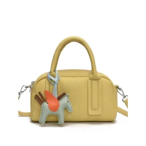 Tas Selempang Wanita Import Premium PU leather+ Gantungan Kuda Lucu – Tersedia Warna Biru, Kuning, Hitam, Pink