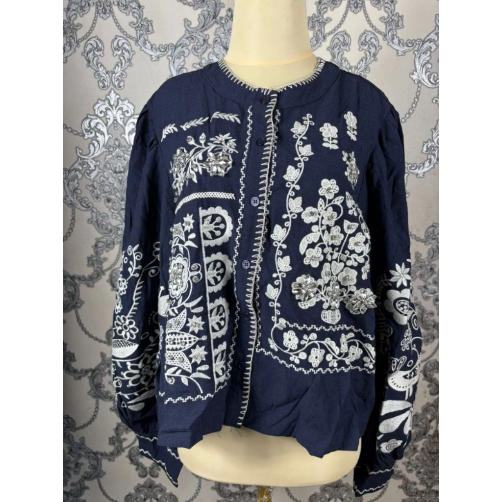Blouse Wanita Bordir Etnik Biru Putih Lengan Panjang | Atasan Katun Import Premium - Gambar 2